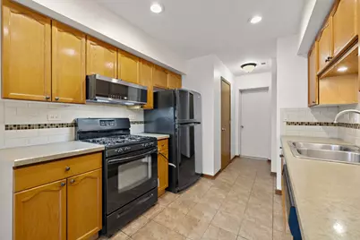 1168 Greenwood Circle #1168, Woodstock, IL 60098 - Photo 11