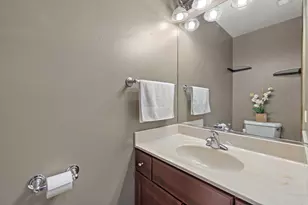 1168 Greenwood Cir, Woodstock, IL 60098 - Photo 13