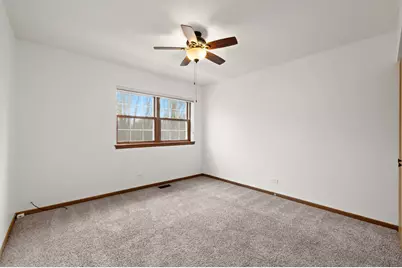 1168 Greenwood Circle #1168, Woodstock, IL 60098 - Photo 17