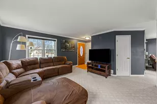 1480 Colorado Ave, Aurora, IL 60506 - Photo 5