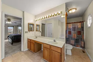 1480 Colorado Ave, Aurora, IL 60506 - Photo 17