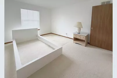 [Address not provided], Mundelein, IL 60060 - Photo 29