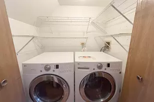 1127 Ashbrook Dr, Mundelein, IL 60060 - Photo 31