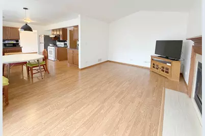 [Address not provided], Mundelein, IL 60060 - Photo 9