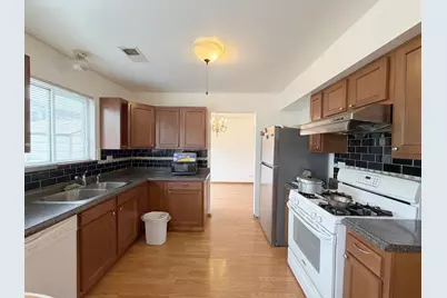 [Address not provided], Mundelein, IL 60060 - Photo 13