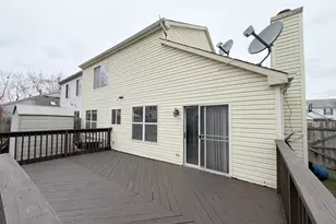 1127 Ashbrook Dr, Mundelein, IL 60060 - Photo 33