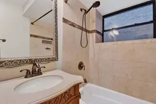 5207 S Indiana Ave, Chicago, IL 60615 - Photo 13