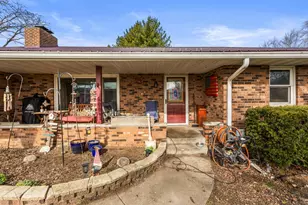 5 Truman Ct, Philo, IL 61864 - Photo 3