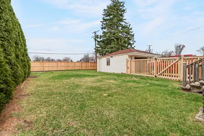 1800 Mayfair Avenue, Westchester, IL 60154 - Photo 17