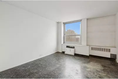 1255 N Sandburg Terrace #2402, Chicago, IL 60610 - Photo 13