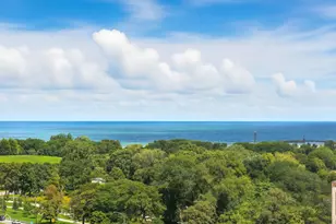 720 W Gordon Terrace, Chicago, IL 60613 - Photo 21