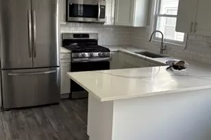 5619 N Menard Ave, Chicago, IL 60646 - Photo 3