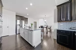 2617 Barker Dr, Batavia, IL 60510 - Photo 7