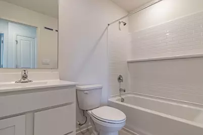 2111 Yellowstone Boulevard #2111, Mundelein, IL 60060 - Photo 19