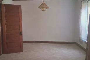 1231 S Float Ave, Freeport, IL 61032 - Photo 3