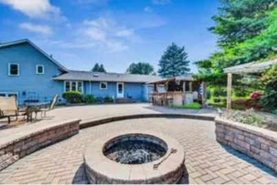 568 Pamela Street, Gilberts, IL 60136 - Photo 15