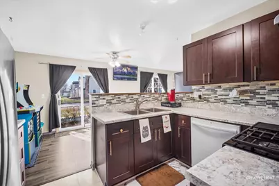 746 Fieldcrest Drive #B, South Elgin, IL 60177 - Photo 7