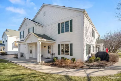 746 Fieldcrest Drive #B, South Elgin, IL 60177 - Photo 1