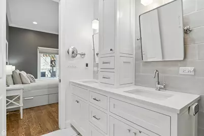 2920 N Damen Avenue #1, Chicago, IL 60618 - Photo 23