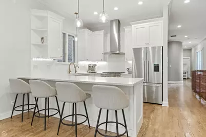 2920 N Damen Avenue #1, Chicago, IL 60618 - Photo 3
