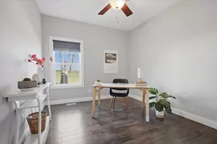 801 Wartburg Dr, Bloomington, IL 61704 - Photo 9