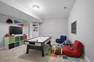 801 Wartburg Dr, Bloomington, IL 61704 - Photo 11