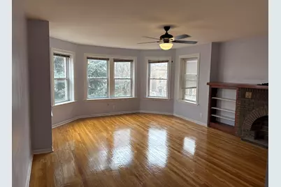 6429 N Claremont Avenue, Chicago, IL 60645 - Photo 3