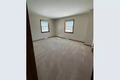 39 Spuhler Drive #39, Batavia, IL 60510 - Photo 5