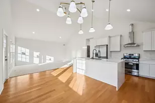 907 Harley Ct, Aurora, IL 60505 - Photo 7