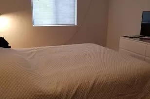 11 Parkside Ct, Vernon Hills, IL 60061 - Photo 9