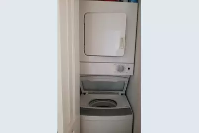 11 Parkside Court #6, Vernon Hills, IL 60061 - Photo 5