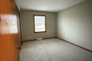 45 Spuhler St, Batavia, IL 60510 - Photo 9