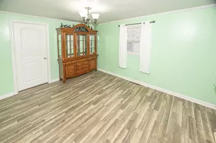 320 S Raynor Ave, Joliet, IL 60436 - Photo 19