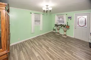 320 S Raynor Ave, Joliet, IL 60436 - Photo 17