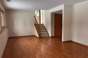 10 Joyce Ct, Crete, IL 60417 - Photo 3