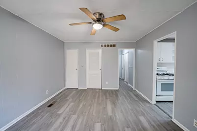 [Address not provided], Rockford, IL 61103 - Photo 3