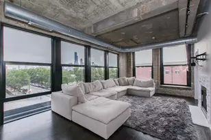 1000 W 15th St, Chicago, IL 60608 - Photo 5