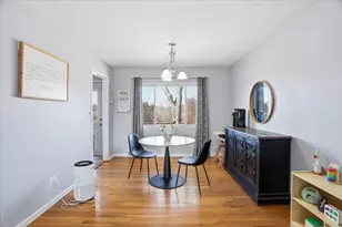 394 Northgate Rd, Lindenhurst, IL 60046 - Photo 7