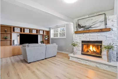 394 Northgate Road, Lindenhurst, IL 60046 - Photo 19