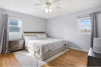 394 Northgate Road, Lindenhurst, IL 60046 - Photo 13