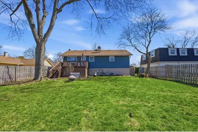 394 Northgate Road, Lindenhurst, IL 60046 - Photo 27