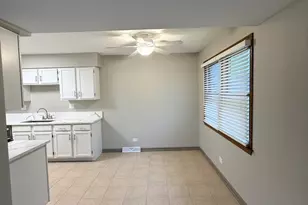 53 Spuhler Dr, Batavia, IL 60510 - Photo 3