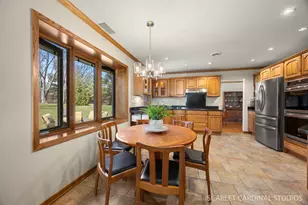 4N752 Brookside W Dr, Saint Charles, IL 60175 - Photo 7