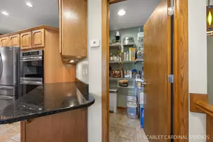 4N752 Brookside W Dr, Saint Charles, IL 60175 - Photo 9