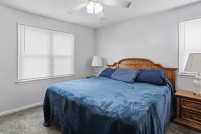 14439 Lawndale Avenue, Midlothian, IL 60445 - Photo 13