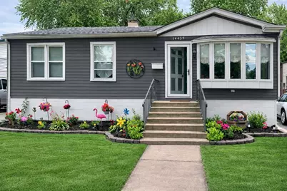 14439 Lawndale Avenue, Midlothian, IL 60445 - Photo 1