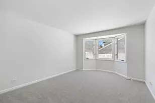 989 N Cove Dr, Palatine, IL 60067 - Photo 11