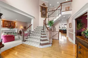 4N446 Mountain Ash Dr, Wayne, IL 60184 - Photo 7