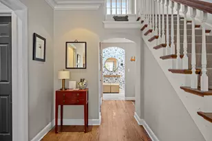 526 Greenwood Ave, Kenilworth, IL 60043 - Photo 3