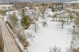 11N575 Rohrssen Rd, Elgin, IL 60120 - Photo 41